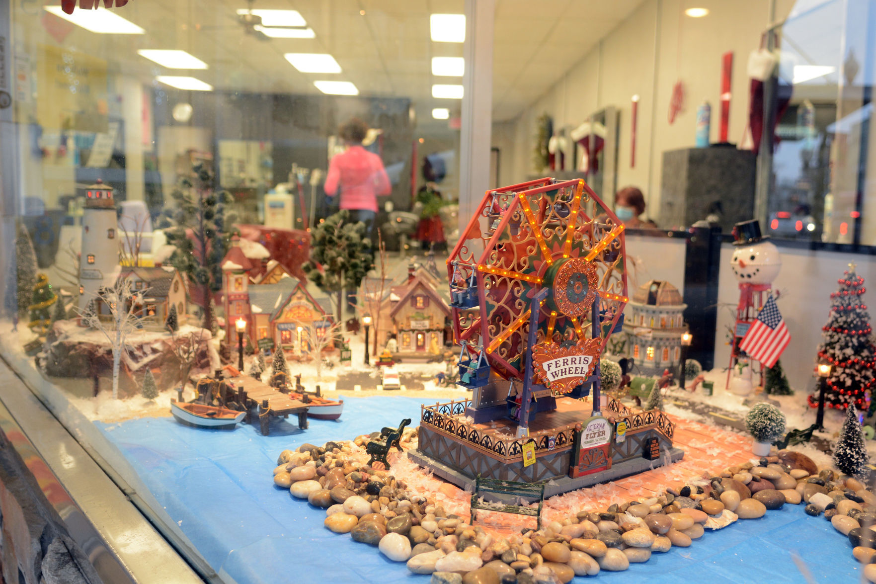 Portage shop windows, Dec. 18, 2020